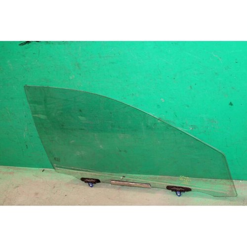 Front window toyota - window, rh