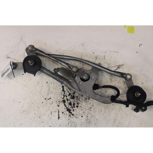 Front windscreen wiper motor - windscreen,
